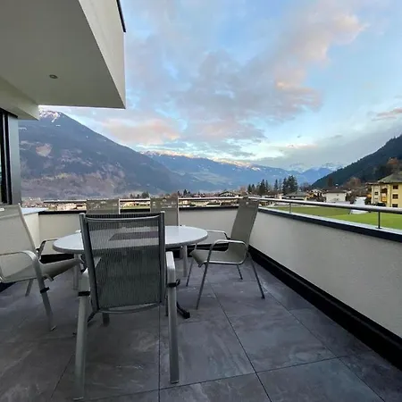 Theview Kreuzjoch 菲根